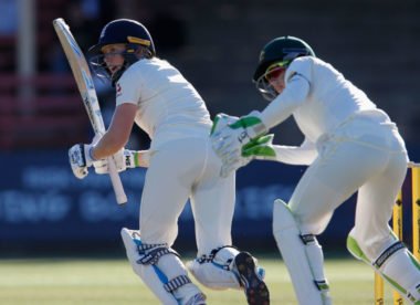 How to play a women’s Test – Charlotte Edwards