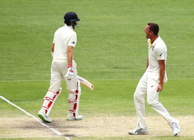 England exposed as Australia close in on crushing win