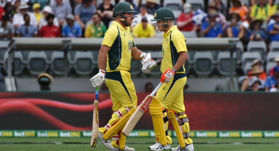Hussey would like to see Aaron Finch and David Warner opening together