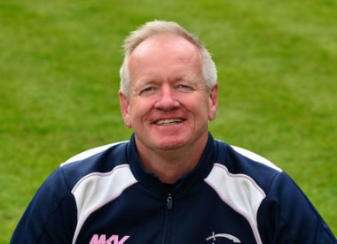 Middlesex head coach Richard Scott leaves club