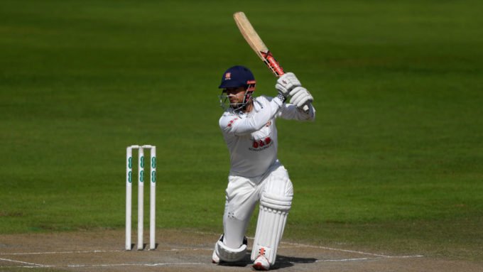 James Foster to retire from cricket at the end of the season
