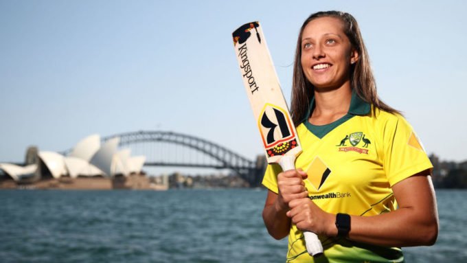 Ashleigh Gardner eyeing elusive Baggy Green as she gears up for Women's Ashes