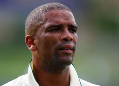 Somerset agree personal terms with Vernon Philander
