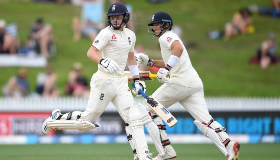 Joe Root and Ollie Pope during the 2nd Test