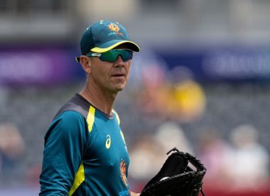Ponting ups the nostalgia game by dusting off old Test shirt