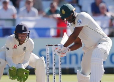 Sky Sports apologise after Buttler caught swearing at Philander on stump mic