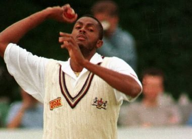 How a young Courtney Walsh inspired Gloucestershire's revival in 1986 – Almanack