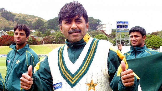 'I apologise for my words' – Miandad takes back Imran tirade after nephew gets PCB coaching job