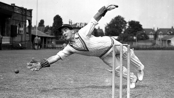 Godfrey Evans: A wicketkeeping great & a symbol of happier times – Almanack