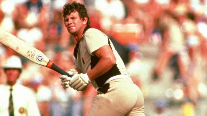 The Ten: Bat innovations – From Hutton's harrow blade to Lillee's 'mortal combat'