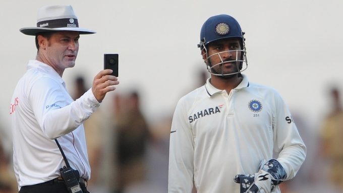 The Dhoni reaction to a suspension threat that ‘blew’ umpire Taufel away