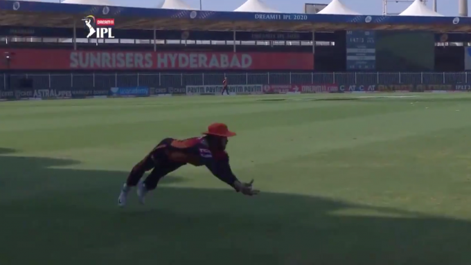 Watch: Manish Pandey takes stunning boundary catch in the IPL