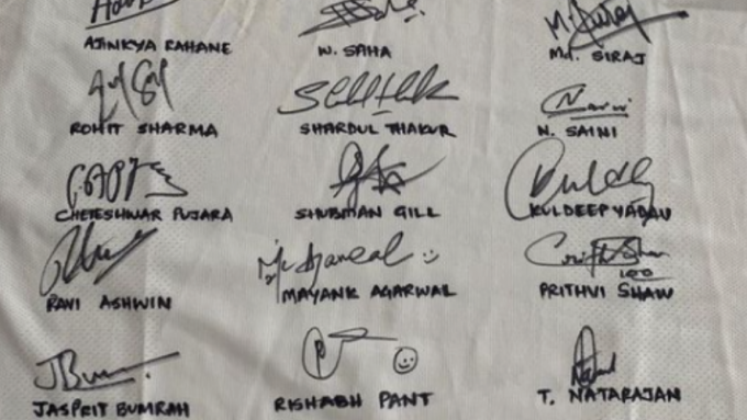 Team India's signatures on gifted jersey to Nathan Lyon amuses fans