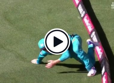 Watch: Labuschagne's balancing act near the ropes
