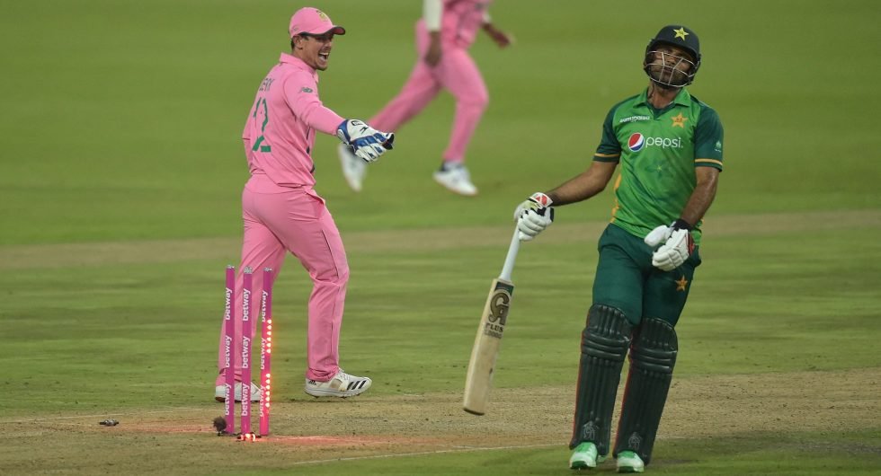 Should Fakhar Zaman's Run Out Dismissal Have Been Ruled Out Under The 'Fake Fielding' Law?