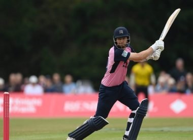 Middlesex website criticises umpires after 'almost farcical' DLS defeat in T20 Blast