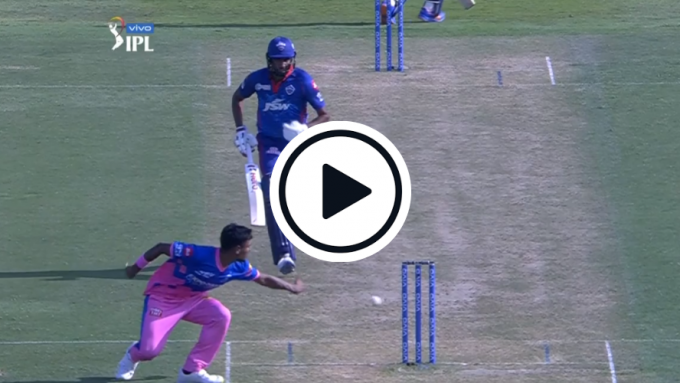 Watch: Ashwin, Samson and Mustafizur combine in farcical missed run out opportunity
