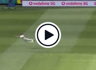 Watch: 39-year-old Anderson channels inner Collingwood, almost pulls off one-handed diving screamer