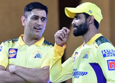 'Panic at CSK?' – Bemusement follows after Jadeja suddenly hands back IPL captaincy to Dhoni