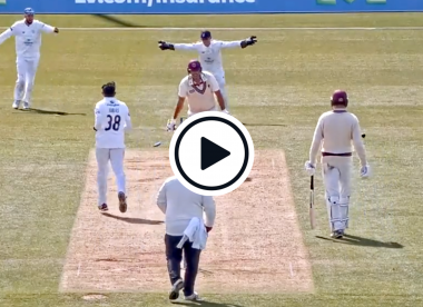 Watch: Sensational Mohammad Abbas runs through Somerset with four wickets in thumping innings win