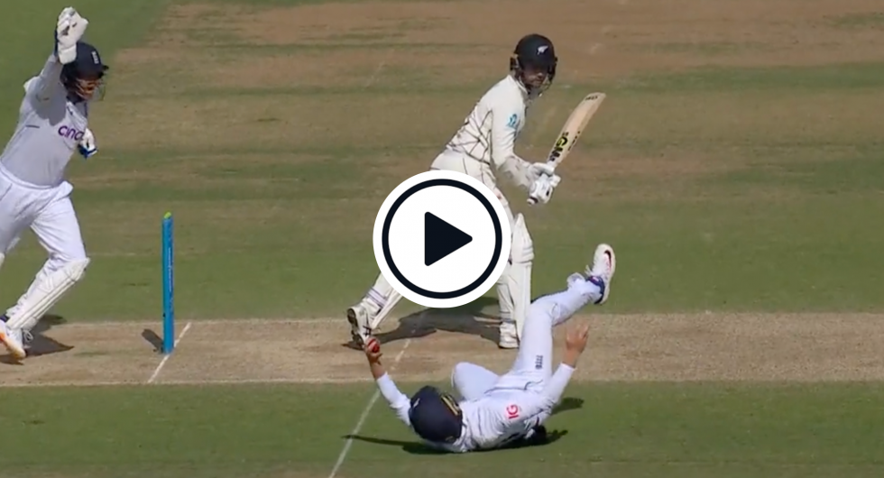 Watch: Ollie Pope Pulls Off Spectacular One-Handed Catch At Short Leg To Remove Devon Conway