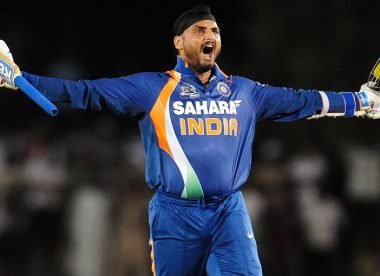 Aiming for the mountains: When Bhajji went massive to decide a tense India-Pakistan clash
