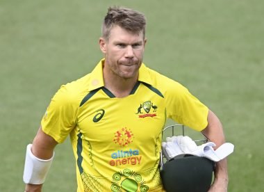 'A guilty man' - David Warner given 'not out' despite walking after caught-behind review