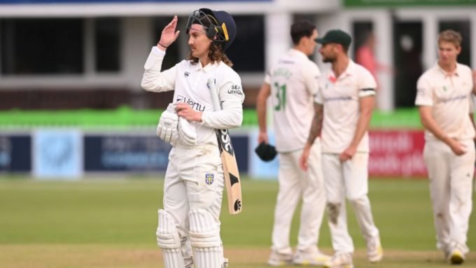 Durham handed 10-point penalty after player found to have fallen foul of bat regulations