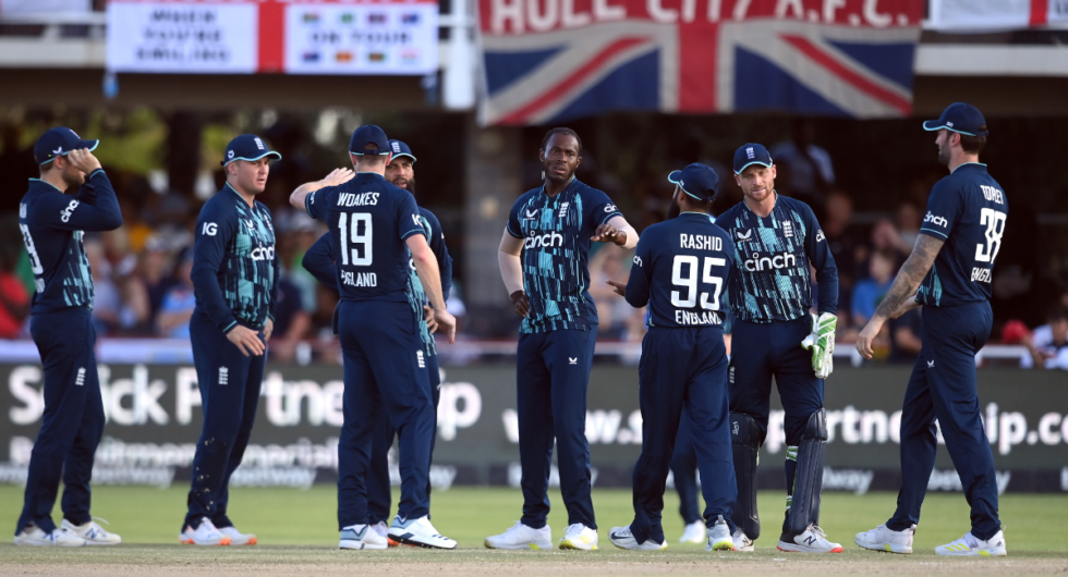 Jofra Archer celebrates with team mates after taking the wicket of Rassie van der Dussen during the 3rd ODI between South Africa and England