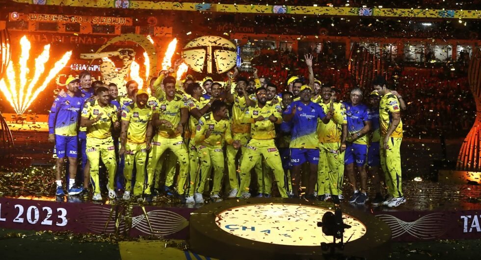 Chennai Super Kings players with IPL 2023 trophy