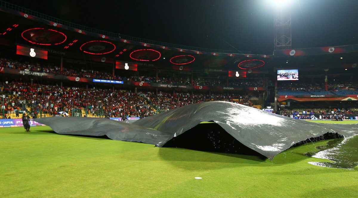 IPL 2023: RCB to bat first in 'must-win match' against GT, rain possibility  continues