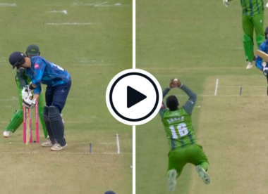 Watch: Rehan Ahmed bamboozles with googly, snaffles leaping caught-and-bowled in two-ball, two-wicket T20 Blast burst