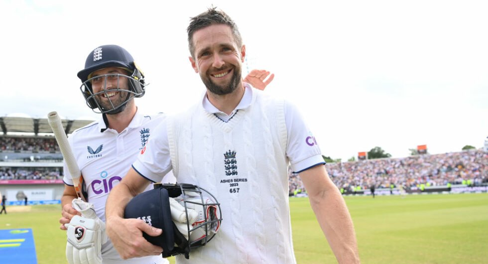 Mark Wood and Chris Woakes walk off at Headingley after completing the run chase