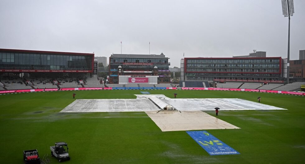 Rain stops play, Old Trafford, Ashes 2023