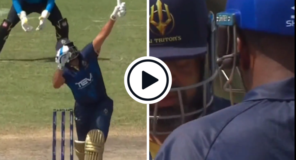 Yusuf Pathan one-handed six