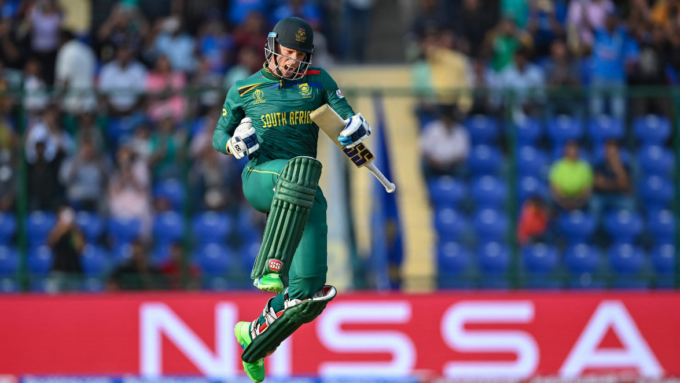 Amid the middle-order carnage, van der Dussen's return to form could be the final piece in South Africa's World Cup puzzle