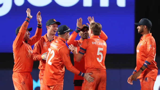 Social media abuzz as Netherlands upset South Africa at World Cup