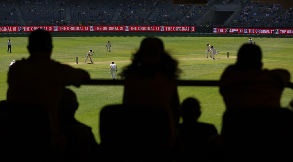 Spectator evicted from Perth Stadium