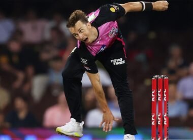 ‘Utterly bizarre’ – Tom Curran suspended for four BBL matches after pre-game ‘intimidation’ of umpire