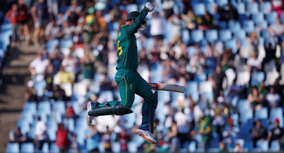 Heinrich Klaasen celebrates his century during his knock which sits No.3 on Wisden's ODI innings of 2023