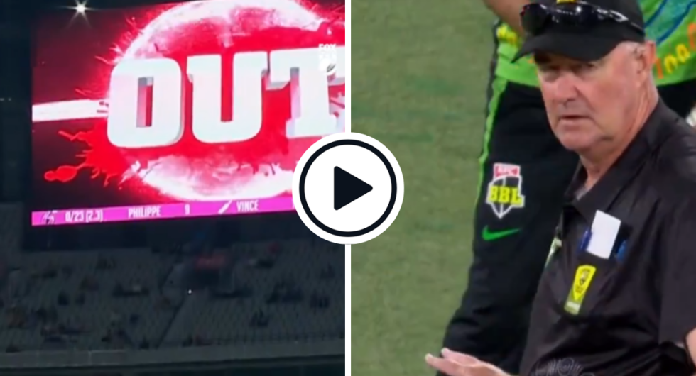 TV Umpire Paul Wilson mistakenly rule out Sixers' Josh Phillipe before overturning the decision in the BBL 2023-24 match between Sydney Sixers and Melbourne Renegades at the MCG on January 6.