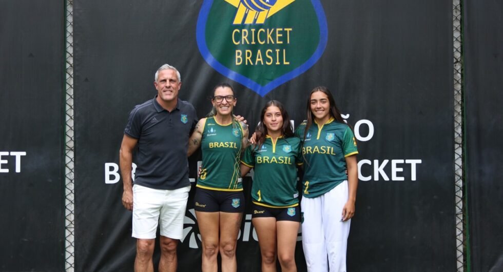 Cricket Brasil Roberta Moretti Avery Carolina Nascimento Laura Cardoso