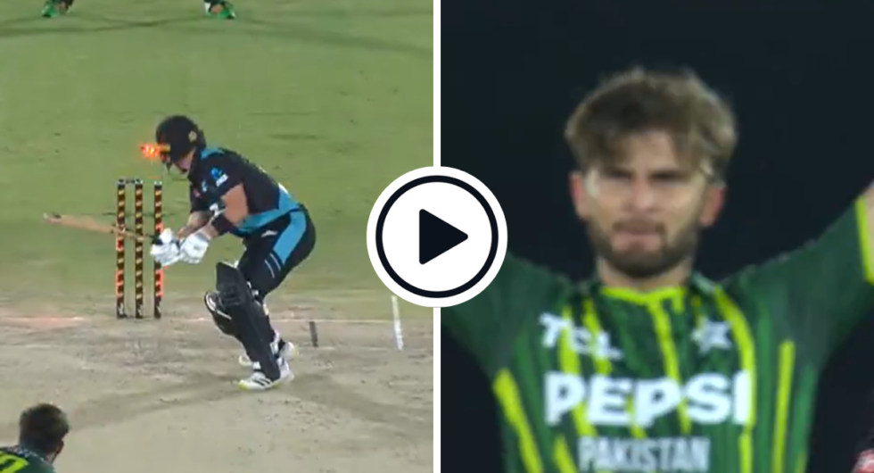 Cole McConchie bowled by Shaheen Shah Afridi yorker