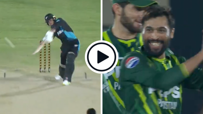 Watch: Mohammad Amir takes pace off, picks up wicket in first over of international return
