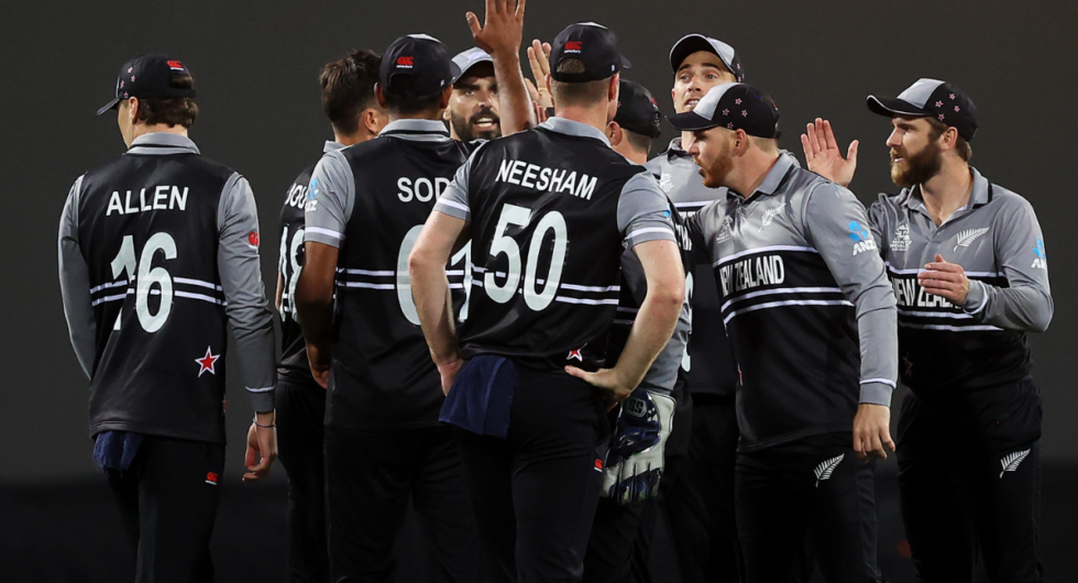 New Zealand celebrate taking the wicket of Babar Azam of Pakistan during the ICC Men's T20 World Cup Semi Final match between New Zealand and Pakistan at Sydney Cricket Ground on November 09, 2022 in Sydney, Australia.